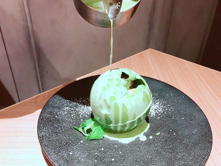 伊勢茶の抹茶チョコドーム